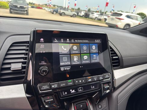 Used 2024 Honda Odyssey Sport image 22