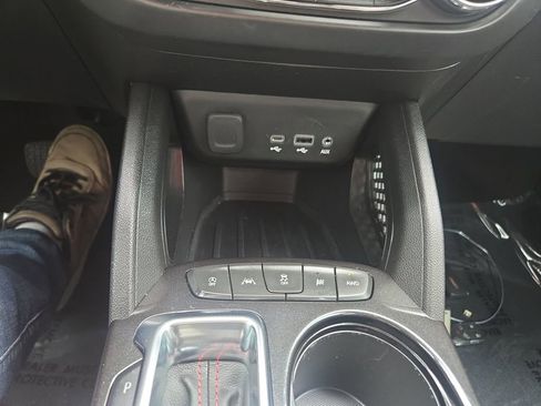 Used 2023 Chevrolet TrailBlazer RS w/ Convenience Package image 22