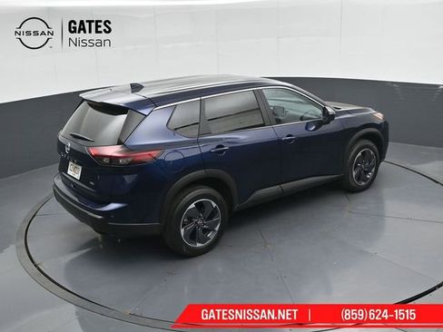Used 2024 Nissan Rogue SV FWD image 42