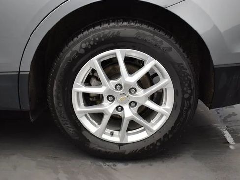 Used 2024 Chevrolet Equinox LT image 36