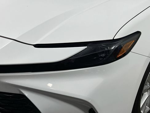 Used 2026 Toyota Camry LE image 12