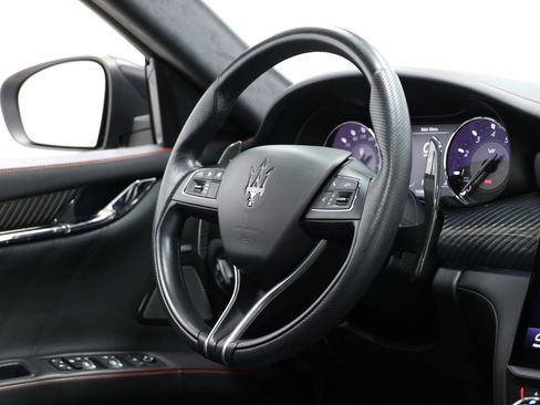 Used 2022 Maserati Quattroporte Trofeo RWD image 99