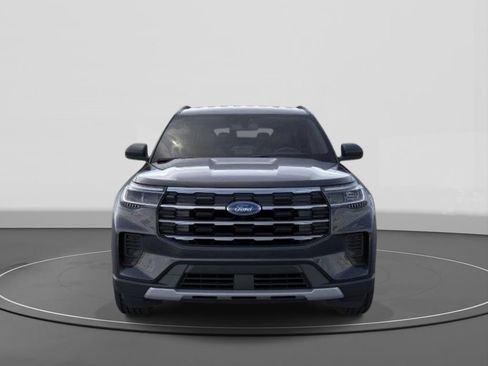 New 2026 Ford Explorer Active RWD image 6