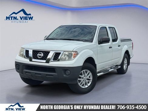 Used 2017 Nissan Frontier SV RWD image 1