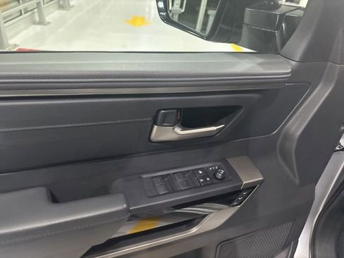 Used 2025 Toyota Tundra Limited image 16