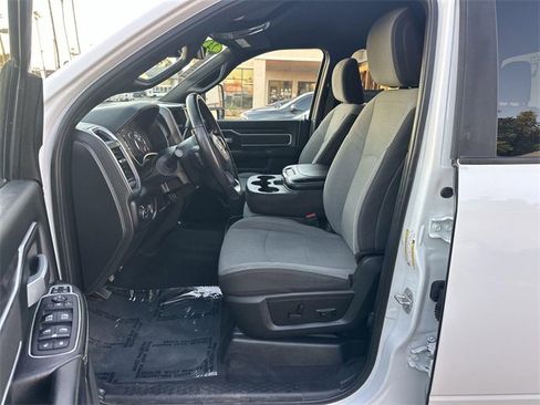 Used 2024 RAM 2500 Big Horn image 17