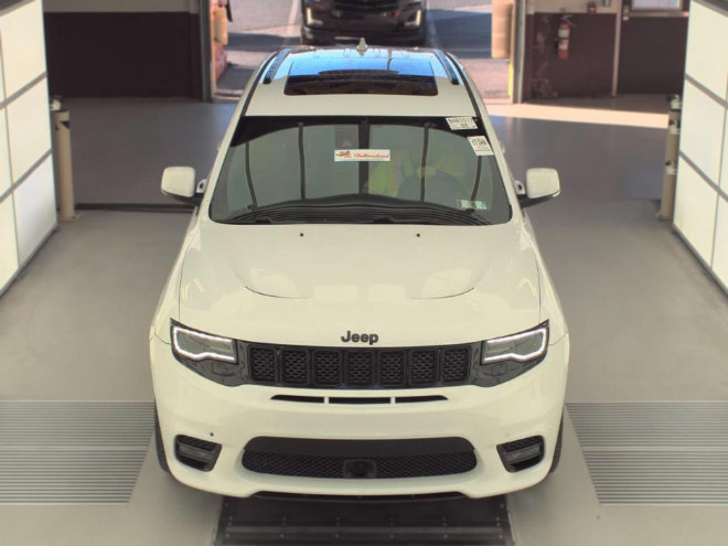 Used 2019 Jeep Grand Cherokee SRT AWD/4WD image 2