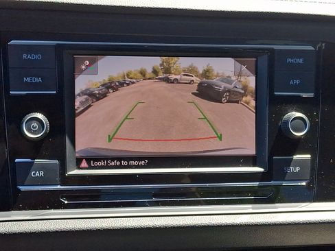 Used 2019 Volkswagen Jetta R-Line FWD image 18
