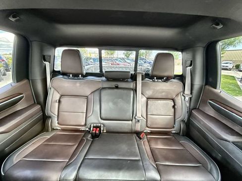 Used 2024 GMC Sierra 1500 Denali AWD/4WD image 23