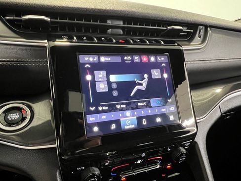 Certified 2023 Jeep Grand Cherokee Altitude image 43