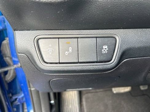 Used 2024 Kia Forte LXS w/ LXS Technology Package FWD image 18