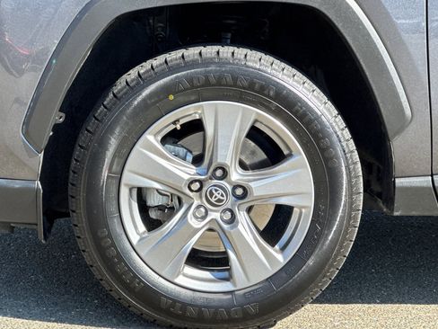 Used 2024 Toyota RAV4 XLE image 32