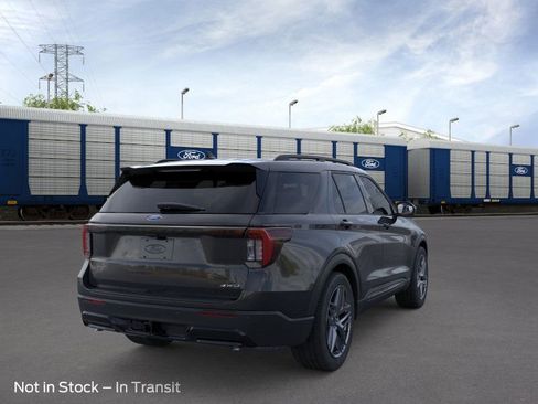 New 2026 Ford Explorer ST-Line image 8