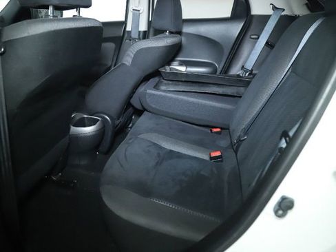 Used 2017 Nissan Juke SV image 32