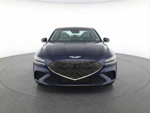 Used 2025 Genesis G70 2.5T image 2