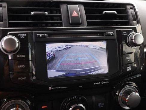 Used 2019 Toyota 4Runner TRD Off-Road Premium AWD/4WD image 17