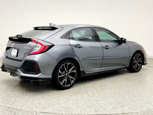 Used 2019 Honda Civic Sport Touring image 5
