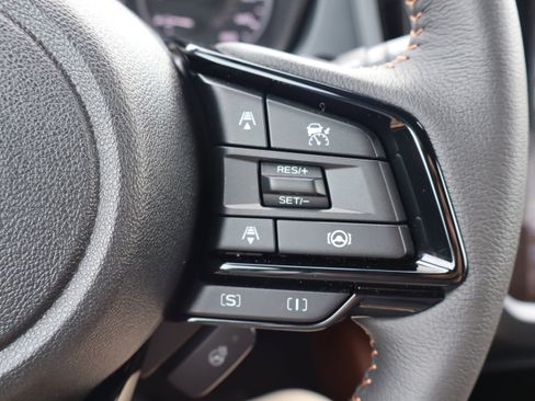 Used 2025 Subaru Forester Touring AWD/4WD image 16