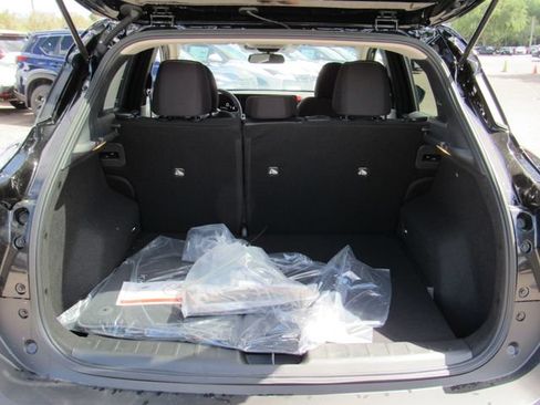 New 2026 Nissan Kicks SV w/ Charging Package FWD image 5
