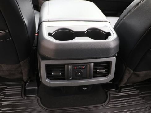 Used 2023 Ford F250 Lariat w/ Lariat Ultimate Package AWD/4WD image 19