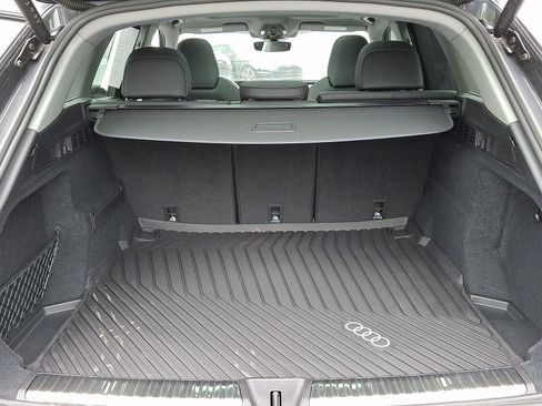 Used 2025 Audi Q5 Premium Plus AWD/4WD image 29