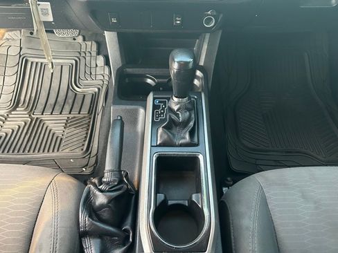 Used 2017 Toyota Tacoma SR5 w/ Tow Package image 24