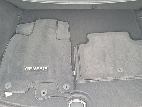 Used 2025 Genesis GV70 3.5T Sport w/ Sport Advanced Package AWD/4WD image 7