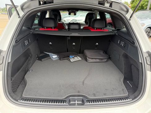 New 2025 Mercedes-Benz GLC 350e 4MATIC image 17