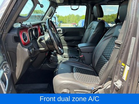 Used 2021 Jeep Wrangler Unlimited Rubicon w/ Xtreme Recon 35" Tire Package AWD/4WD image 14