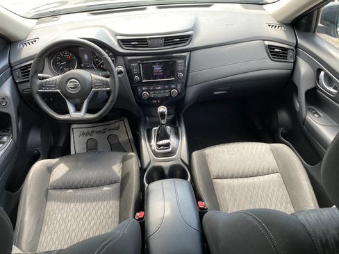 Used 2019 Nissan Rogue SV AWD/4WD image 4