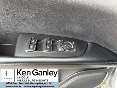 Used 2020 Lincoln Nautilus Reserve FWD image 7