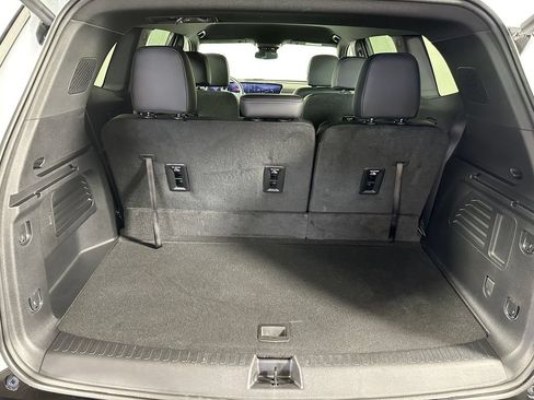 Used 2025 Buick Enclave Sport Touring w/ Trailering Package, 5000 lbs. AWD/4WD image 31