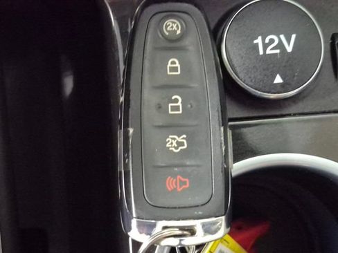 Used 2016 Ford Escape Titanium FWD image 29