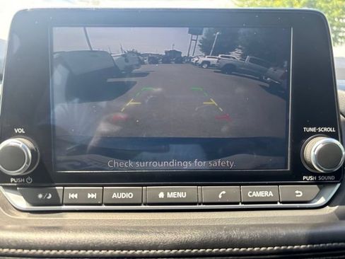 Used 2024 Nissan Rogue SV AWD/4WD image 24
