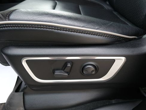 Used 2023 RAM 1500 Laramie AWD/4WD image 25