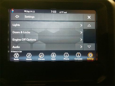 Used 2022 Jeep Gladiator Sport image 21