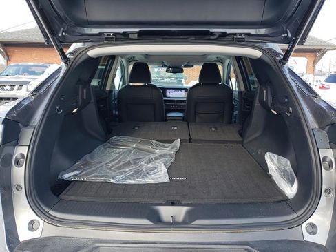 Certified 2025 Nissan Murano SL image 9