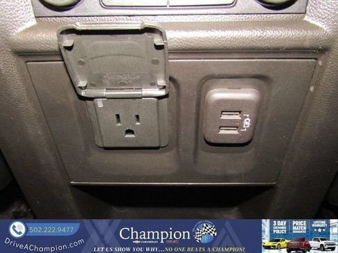 Used 2023 Chevrolet Traverse Premier w/ Redline Edition FWD image 24