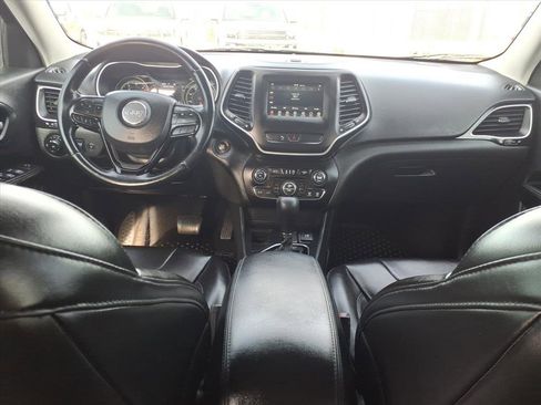 Used 2020 Jeep Cherokee Latitude Plus image 18