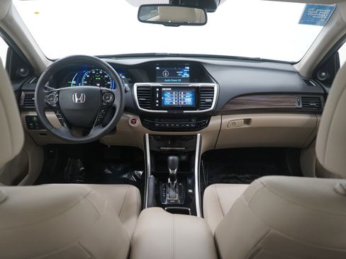 Used 2017 Honda Accord EX-L image 13