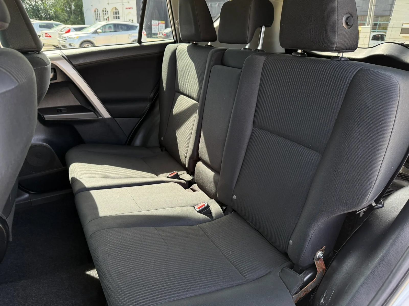 Used 2017 Toyota RAV4 LE w/ All Weather Liner Package AWD/4WD image 17