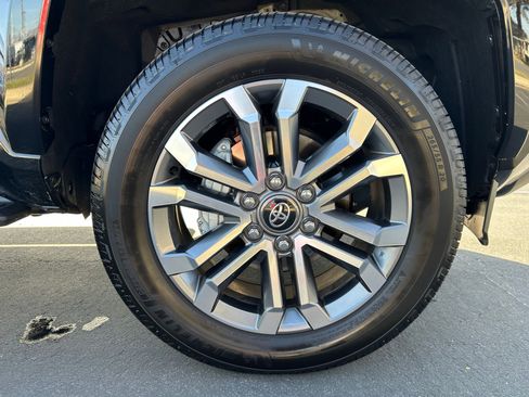 Certified 2025 Toyota 4Runner Limited w/ Tow Technology Package image 30