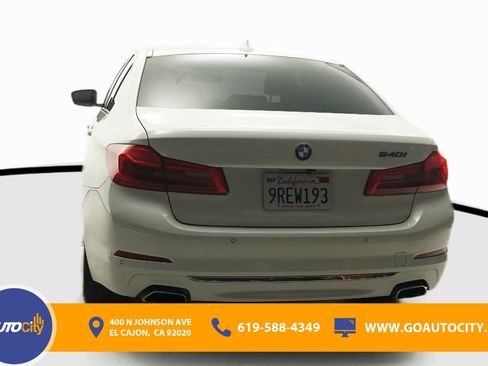 Used 2018 BMW 540i RWD image 15