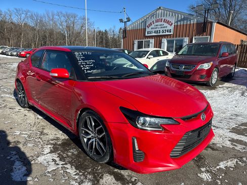 Used 2014 Scion tC 2dr HB Man (Natl) image 3
