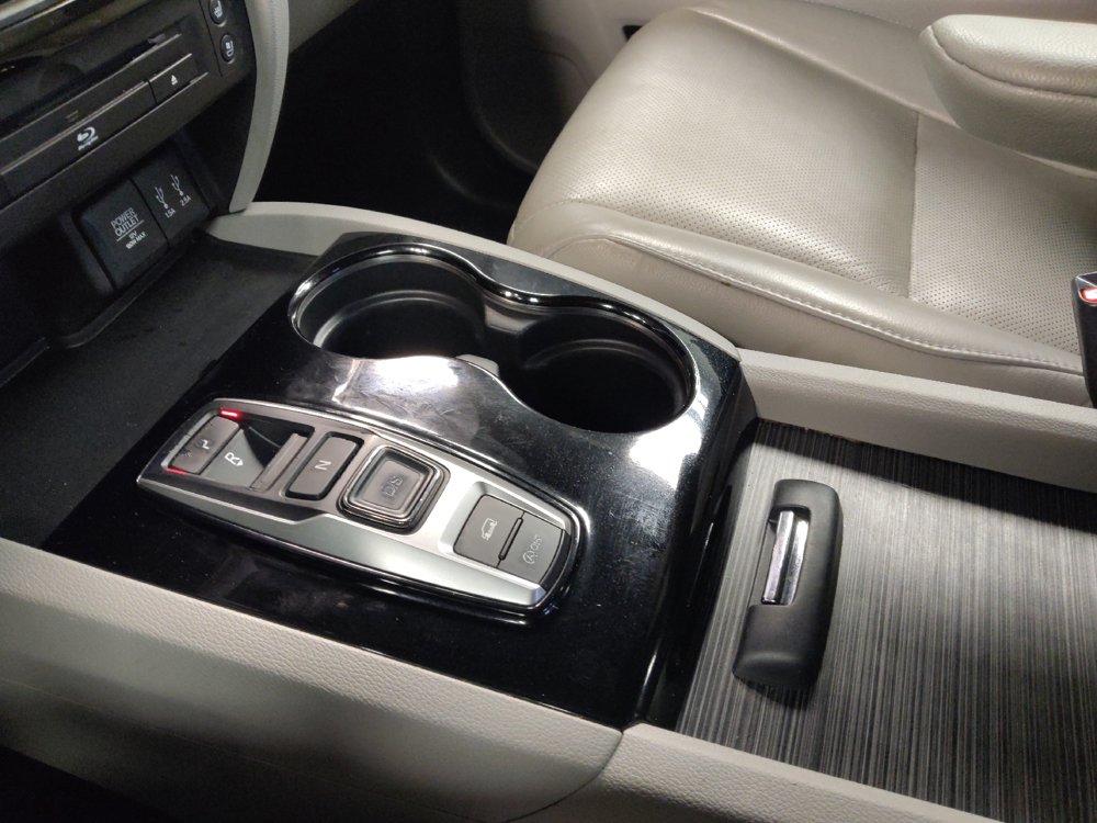 Used 2016 Honda Pilot Elite image 26