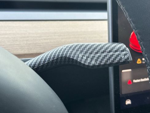 Used 2023 Tesla Model 3 Standard Range image 21