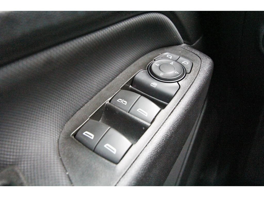 Used 2023 Chevrolet Equinox RS w/ RS Leather Package FWD image 20