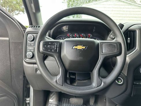 Used 2023 Chevrolet Silverado 1500 Custom AWD/4WD image 20