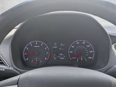 Used 2020 Hyundai Accent SE w/ Cargo Package FWD image 9