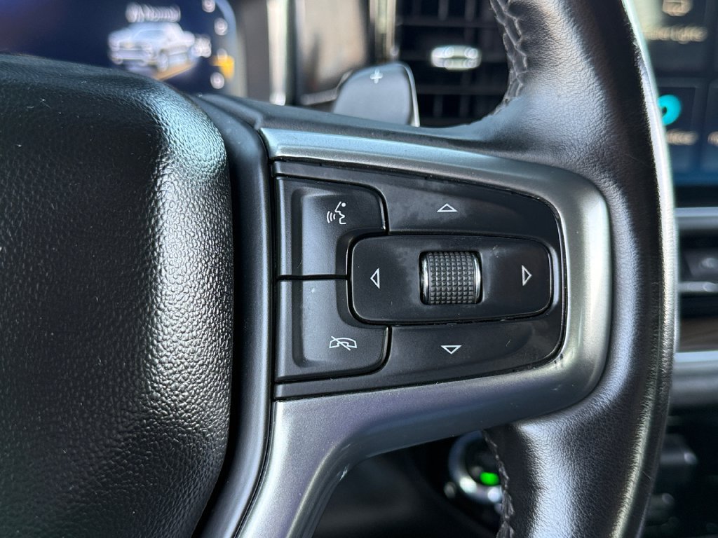 Used 2023 Chevrolet Silverado 1500 RST AWD/4WD image 16